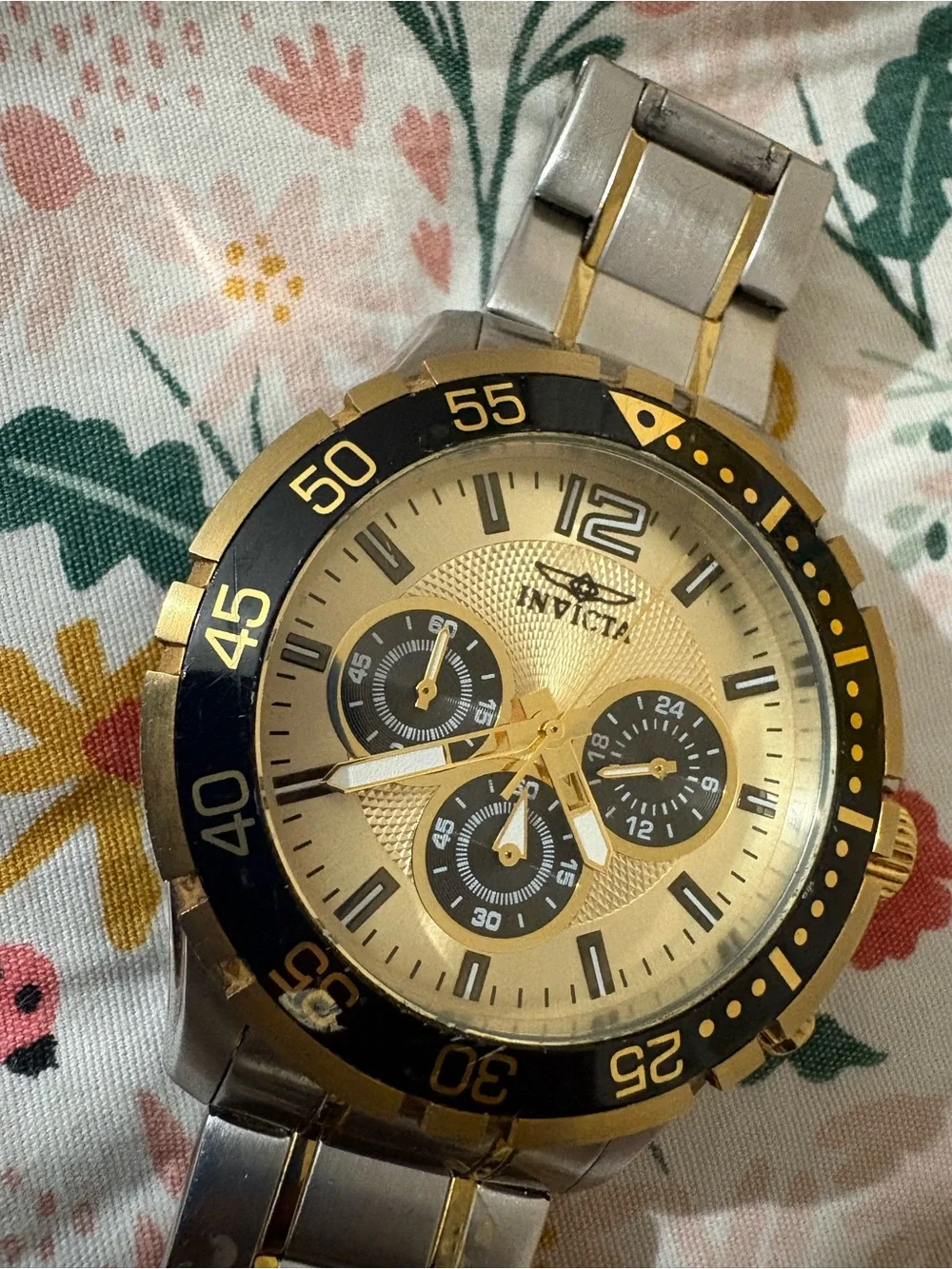 Invicta Specialty Collection Watch model no 16288 no battery